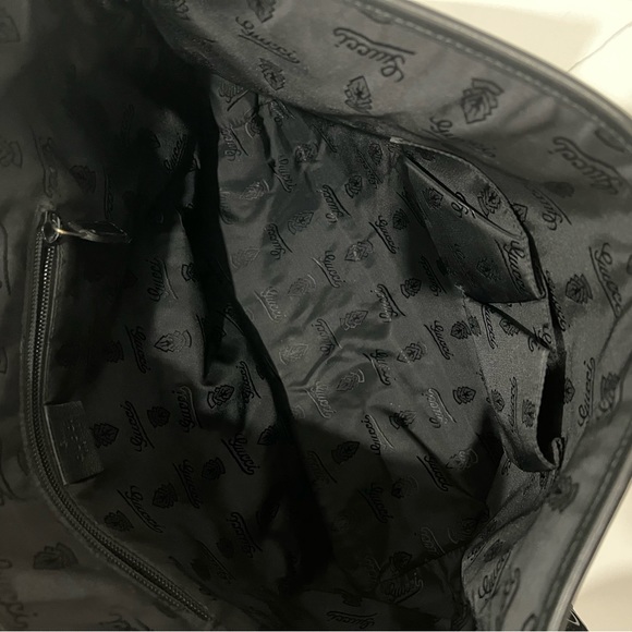Gucci Black Guccissima Crossbody - Picture 10 of 13